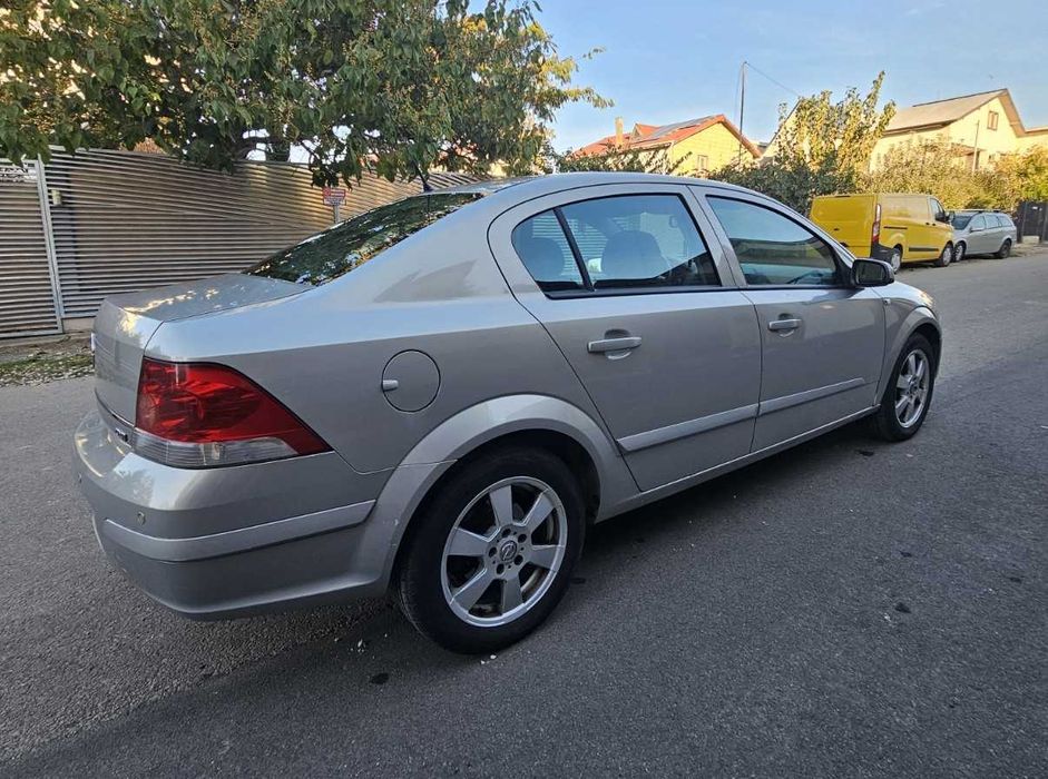OPEL Astra 2009 — imagine 4
