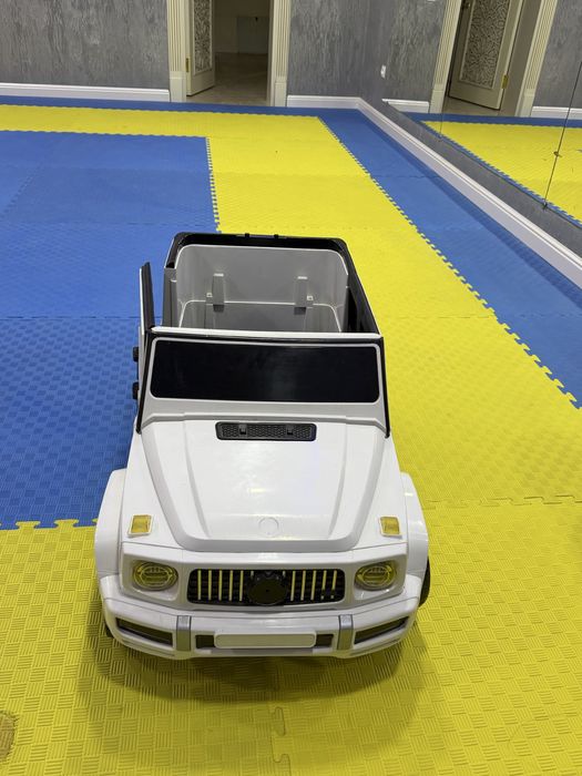 Продаетса детская машинка