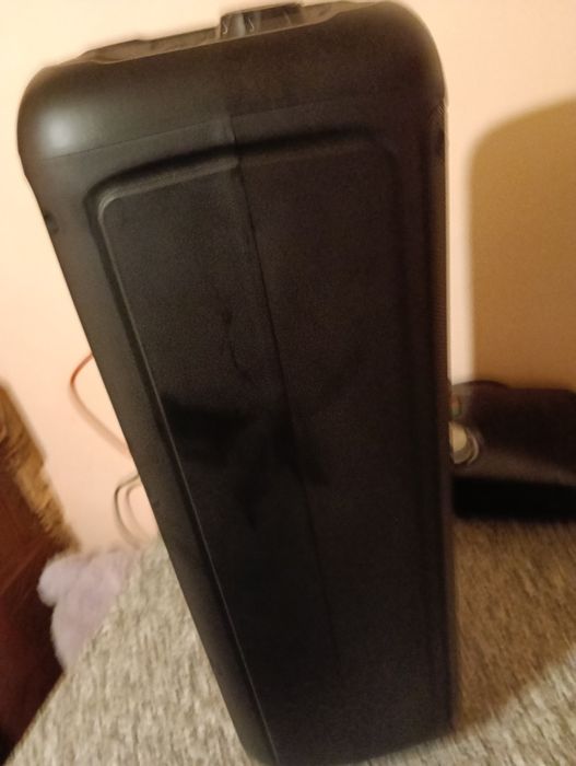 Vând Boxa portabila bulton