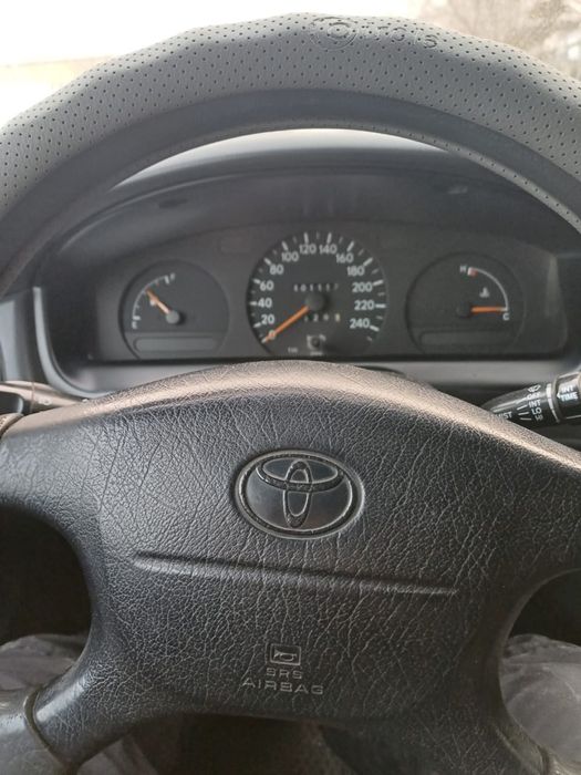 Totota Carina E 1997