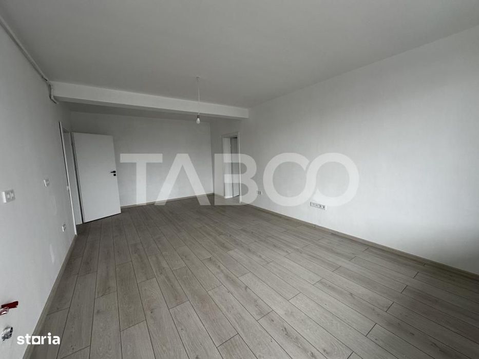 Apartament decoamandat 2 camere 71 mpu dressing balcon Selimbar etaj 1 — fotografia 1
