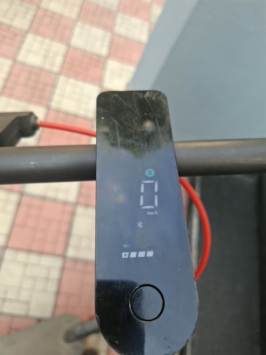 xiakmi m4 pro (originala)incarcator 1100 lei