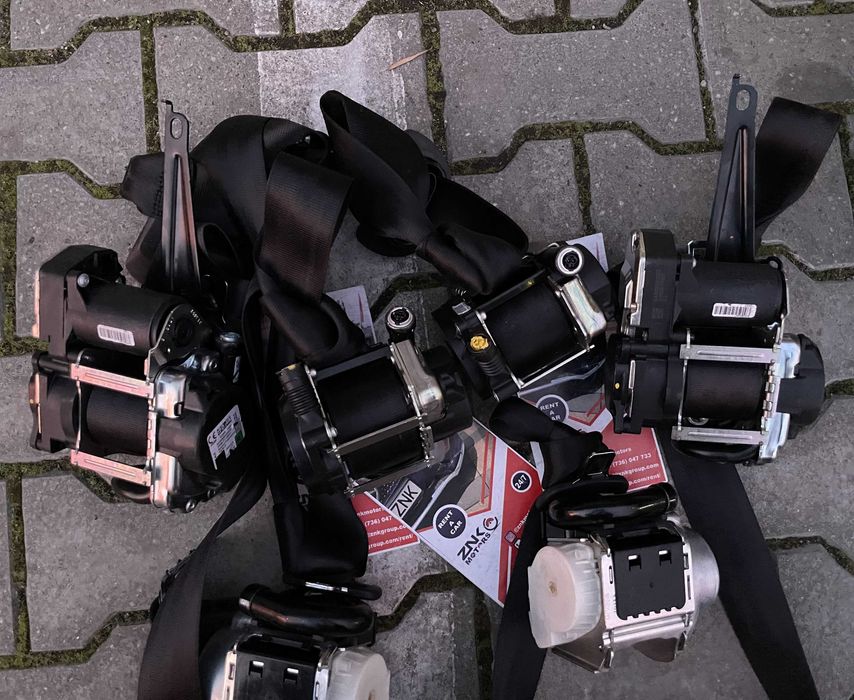 AUDI A4 A5 8w noul model - set centuri siguranta PRESAFE - fata spate