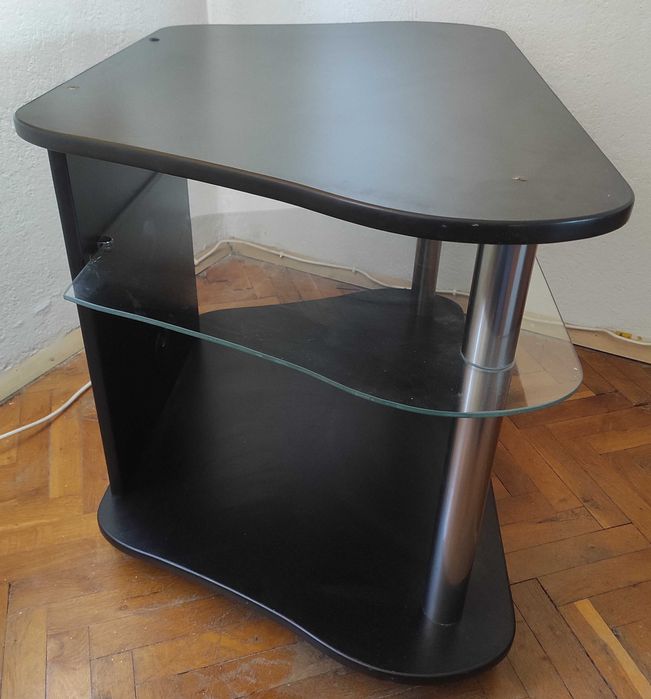 ТВ Шкаф на колелца