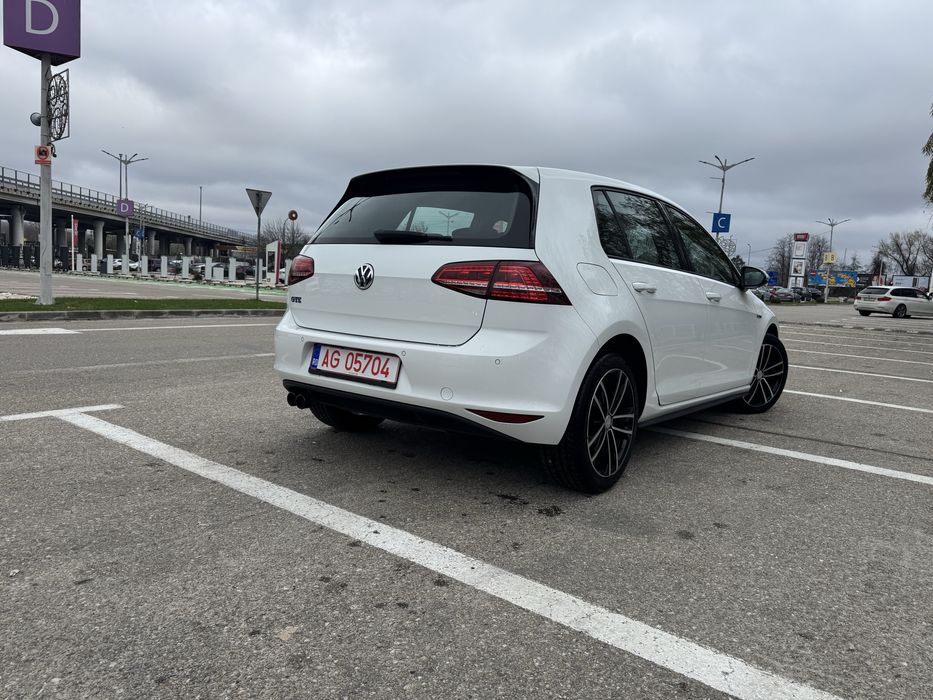 VW Golf 7 GTE 2015 Automat 1.4 benzina 200 CP