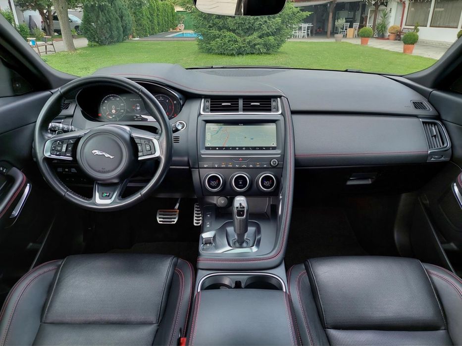 JAGUAR E-Pace 2.0d 150cp AWD *R Dynamic* 2020 Automat / Intretinut