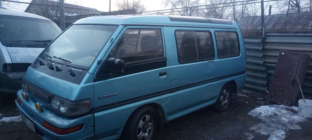 Продам  машина Mitsubishi L300