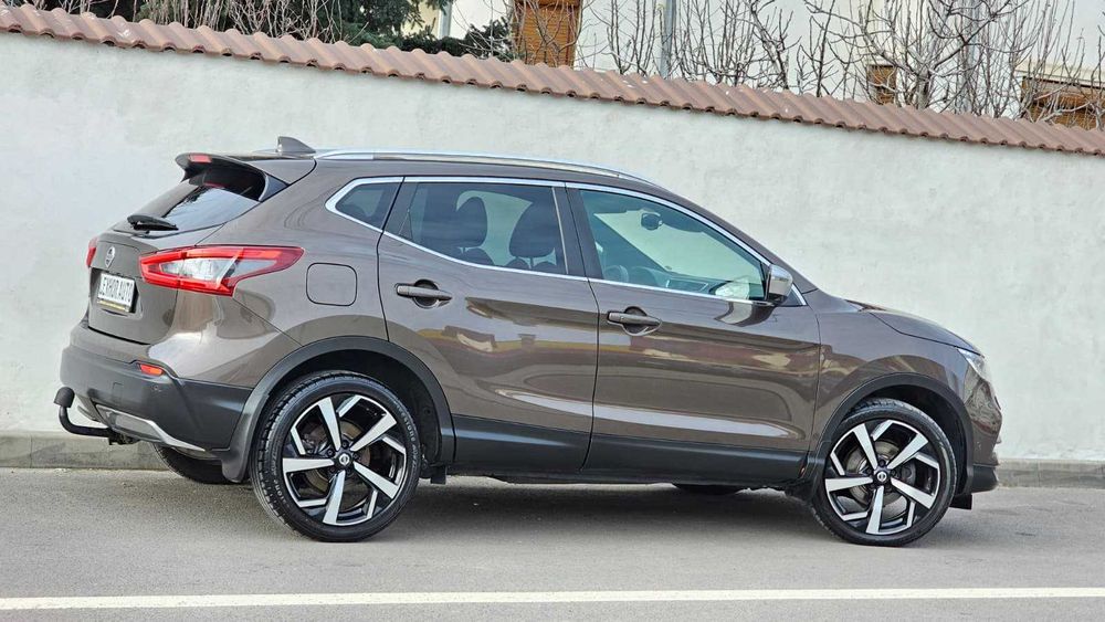 Nissan Qashqai TEKNA Plus 1.2DiG-T 115cp 2018 BOSE Pano Keyless FULL