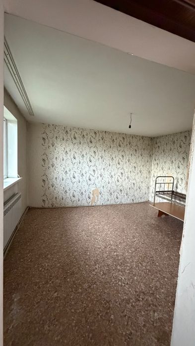 Дом с земельным участком