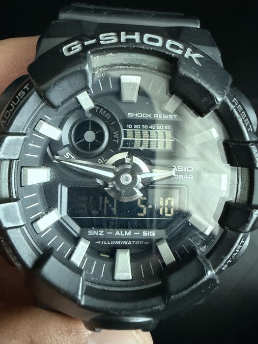 Casio g-shock GA-700-1B