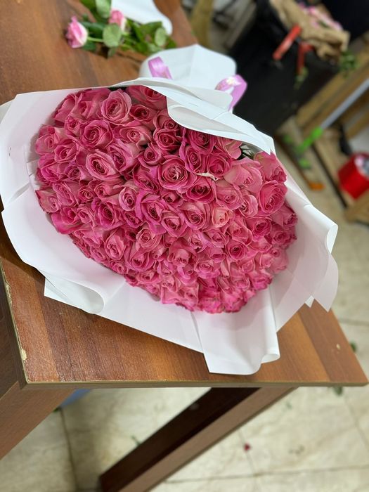 51 роза 24000тг!