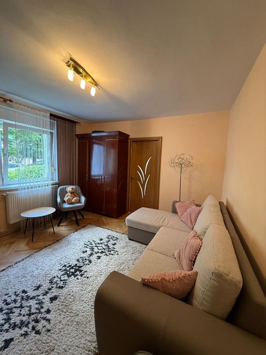 Apartament de vanzare Cedonia nedecomandat