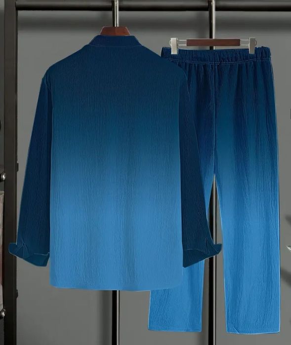 Продам летний костюм.