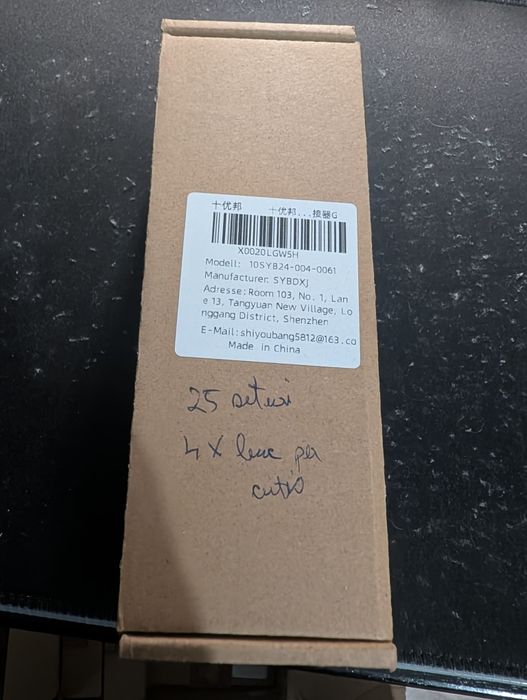 Set coltare metalice in forma de L