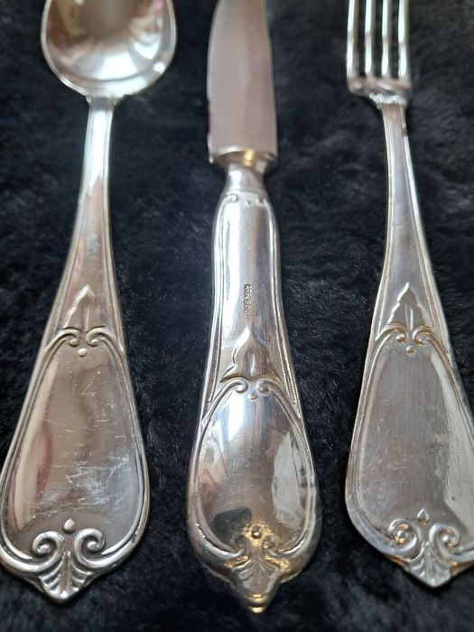 Tacâmuri argint 800