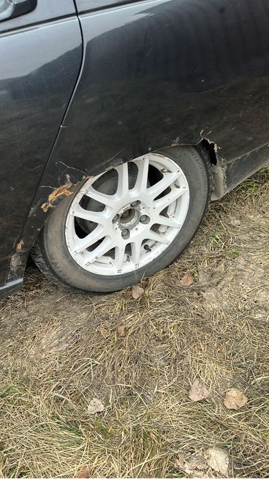 Продам диски R14 два комплекта без резины