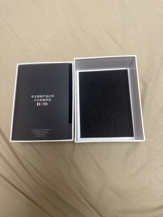 Продаю наушники Doss новые