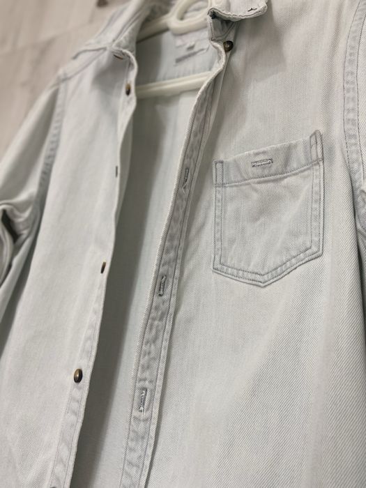 Джинсовая рубашка