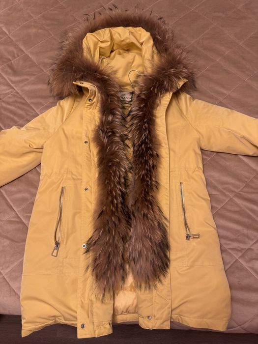 Парка  женская .