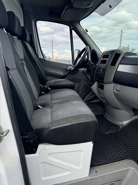 Mercedes Sprinter 516-(Iveco Daily)-An 2012-3.5Ton-8EPL-Lift 750Kg