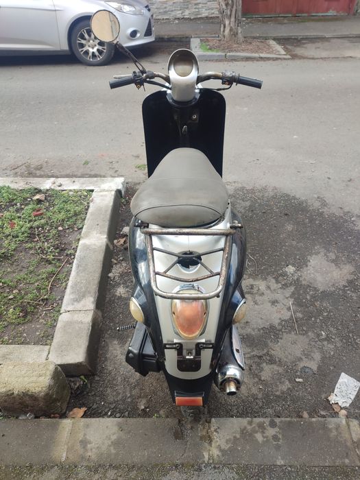 Vând sau schimb scuter 50cc