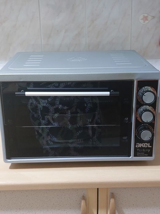 Продам электропечь!Электродуховка!Духовка!