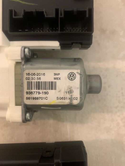Motoras macara geam VW Jetta 2017