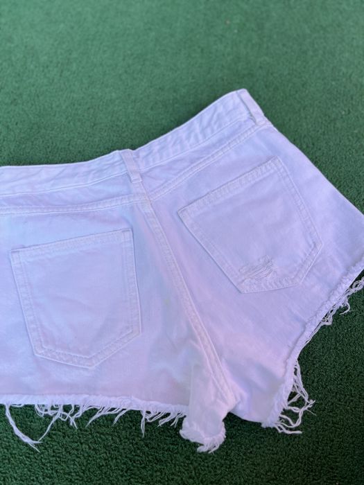 Дънкови къси гащи бели