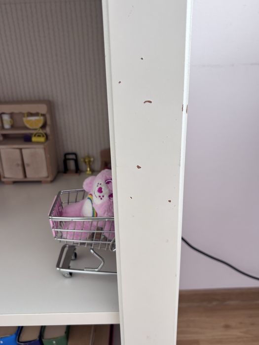 Rafturi Ikea camera copil, colectia Hensvik