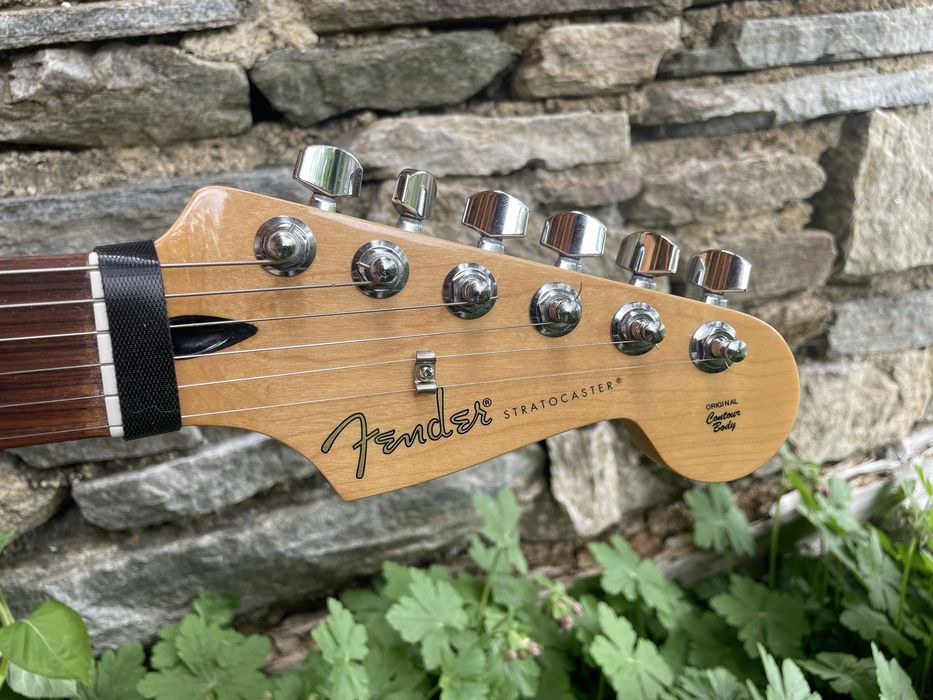 Fender Stratocaster 2019 MIM