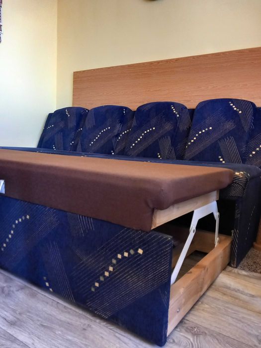 4 местен разтегателен диван