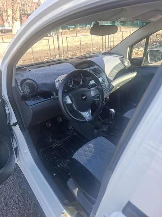 Spark sotiladi 2021 optima +..