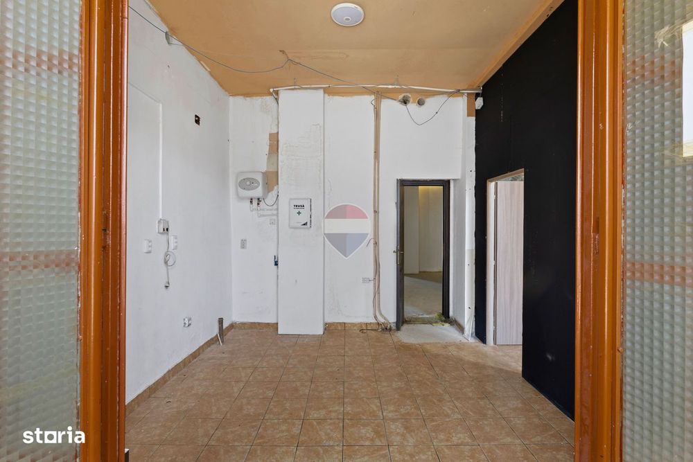 Spațiu comercial de închiriat | 191 mp construiți | Zona UTA | Arad