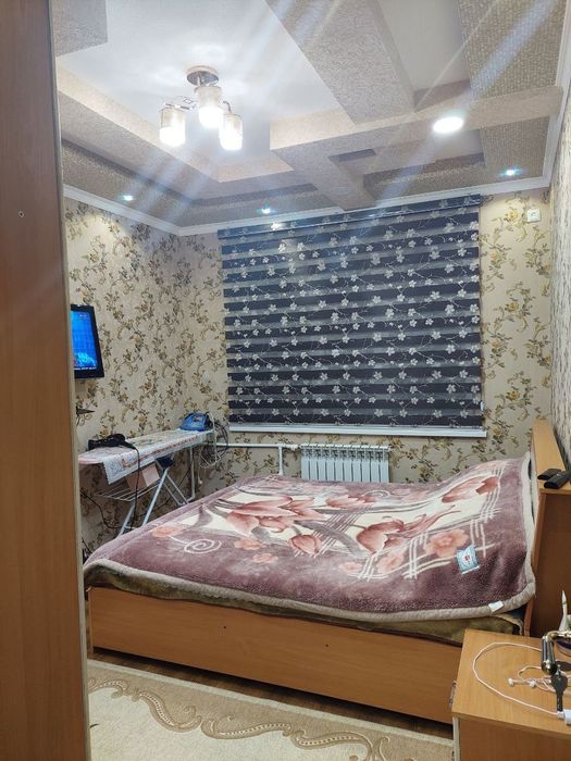 Nizomiy koʻchasida joylashgan 4 xonali kvartira sotiladi