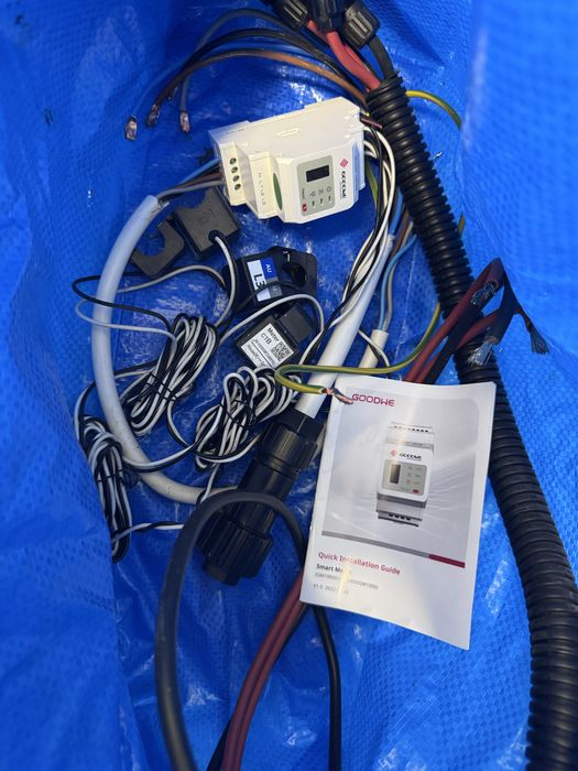 Inverter 8kw Goodwe cu accesorii trifazic