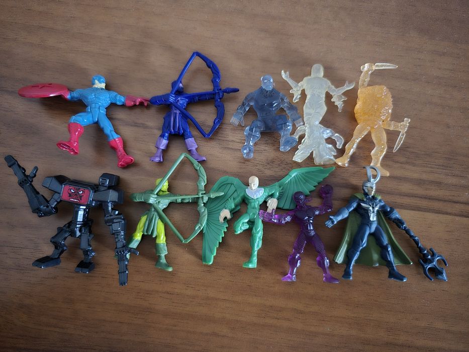 Марвел мини фигурки (Marvel 500) продават се в комплект!