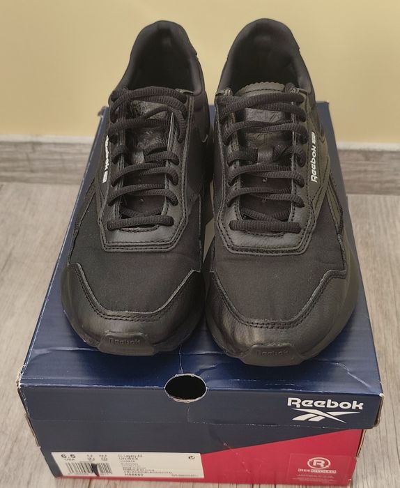 Снукърси Reebok CL Legacy