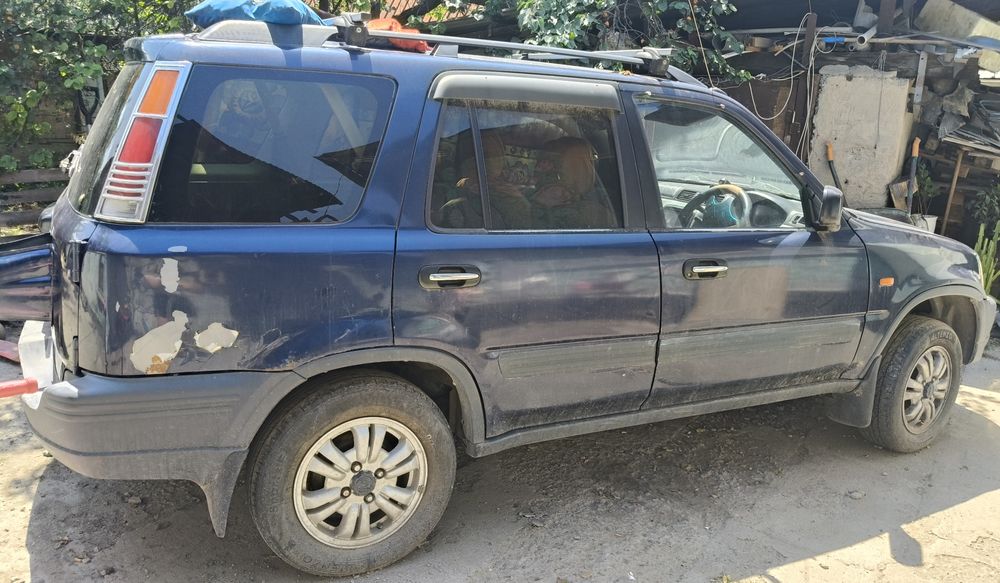 Продаем Honda CR-V