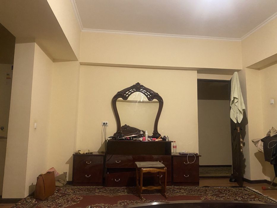 Спальный гарнитур (импорт)