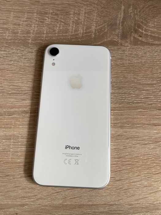 Iphone XR White 64 GB като нов!