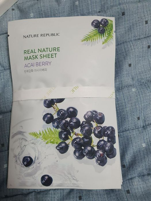 Natural republic maskalari
