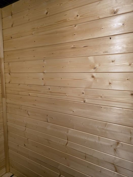 Продам полки в сауну , ваганку, брус для сауны б/у.