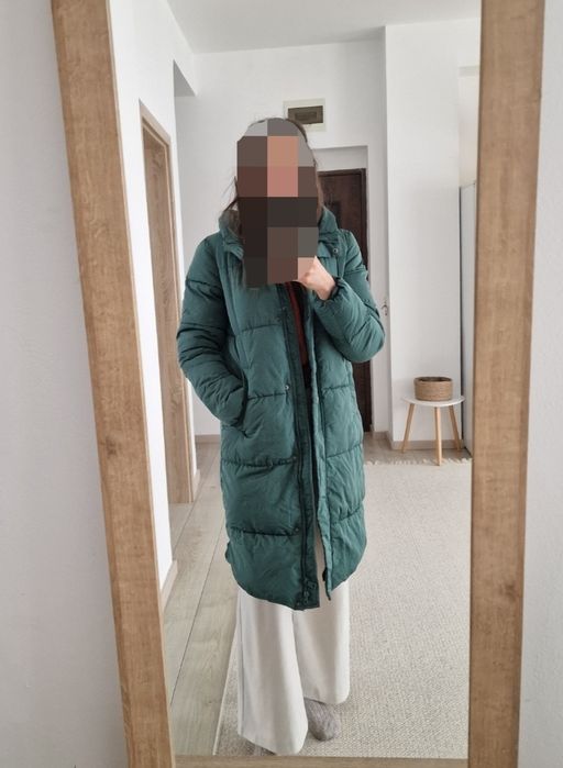 Geaca de iarna Reserved (S / 36) - purtata doar de câteva ori