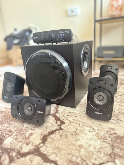 Logitech Z906 5.1 домашна аудио система