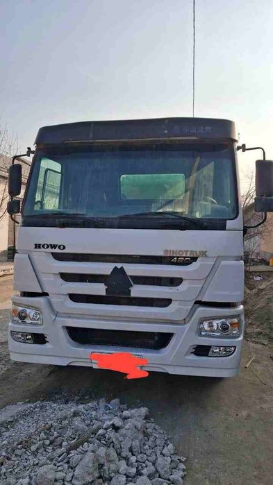 HOWO МИКСЕР юк машинаси сотилади 
Йили 2016 
Балонлар 100 % 10 дона ян