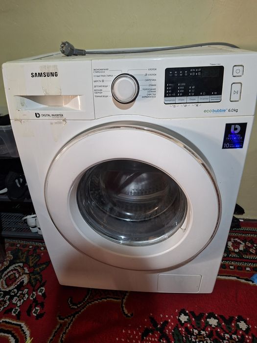 Стиралная машинка (автомат) самсунг