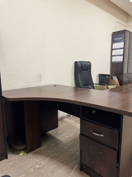 Мебель офисная комплект