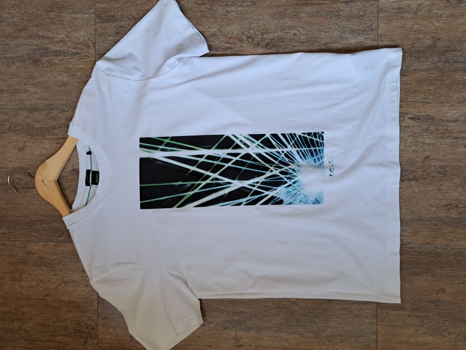 BOSS Мъжка тениска L размер