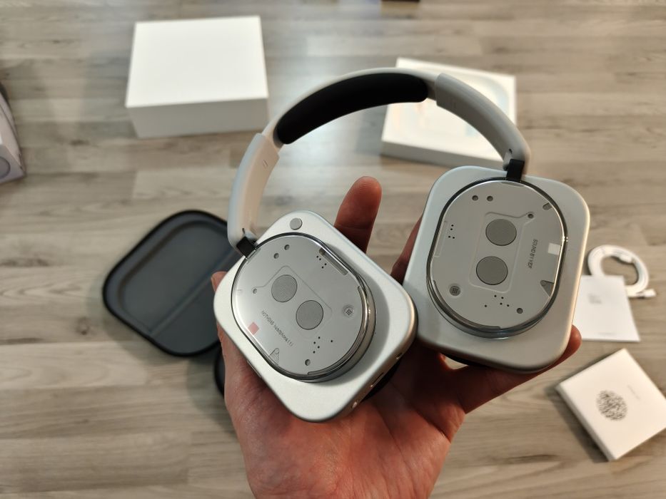 Căști wireless cu ANC Nothing Headphone (1) NOI