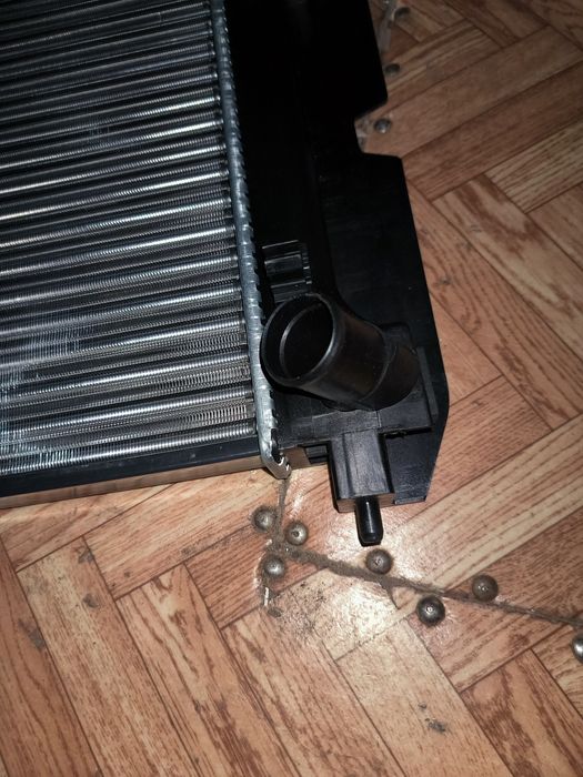 Радиатор основной